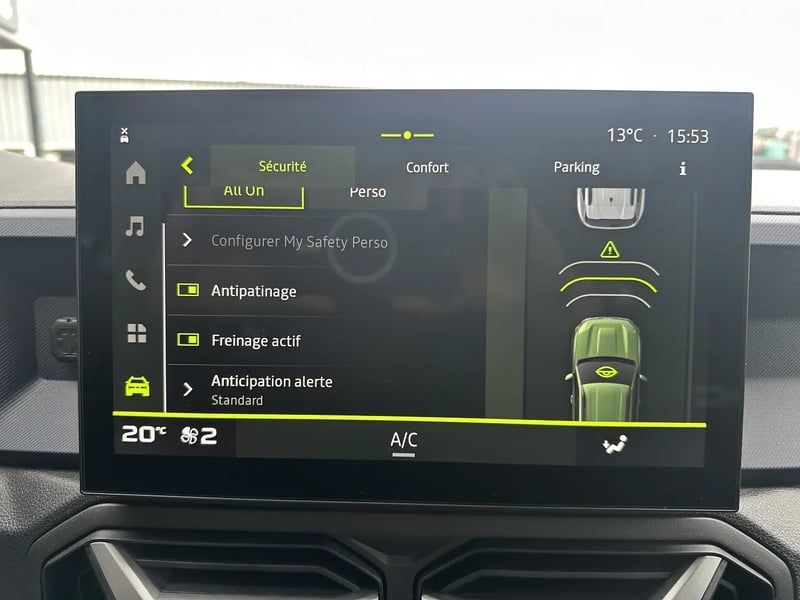 Photo de la voiture DACIA DUSTER Hybrid 140 4x2 Journey