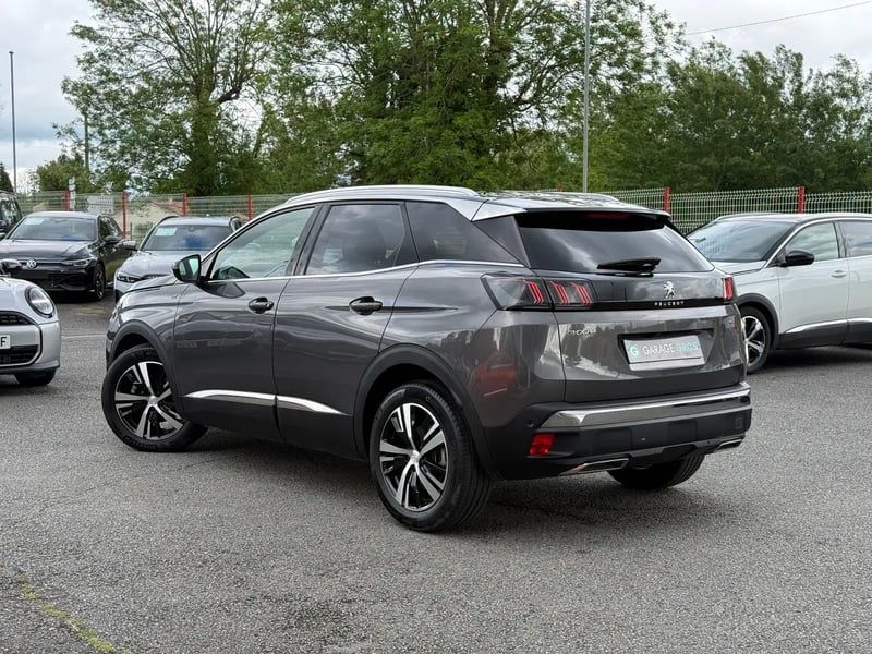 Photo de la voiture PEUGEOT 3008 PureTech 130ch S&S BVM6 GT