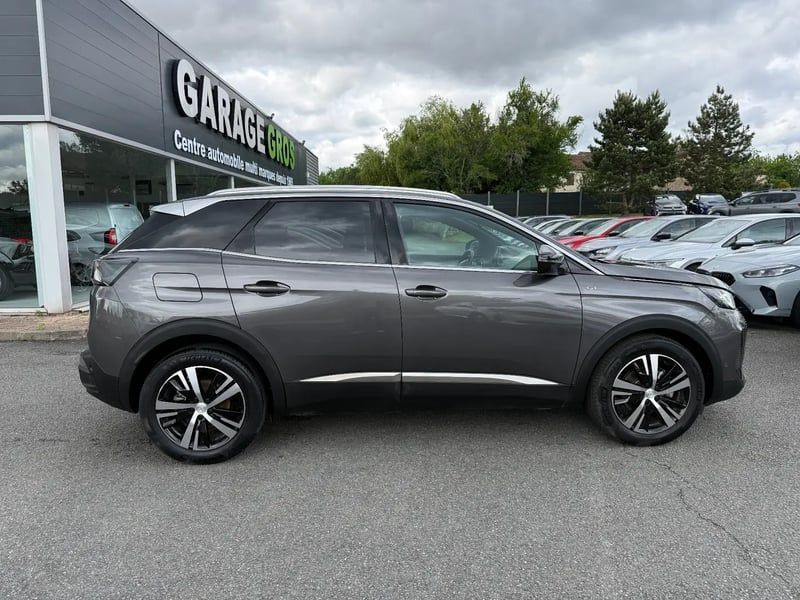 Photo de la voiture PEUGEOT 3008 PureTech 130ch S&S BVM6 GT