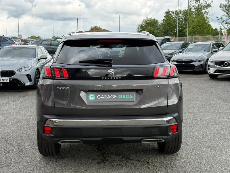 Photo de la voiture PEUGEOT 3008 PureTech 130ch S&S BVM6 GT