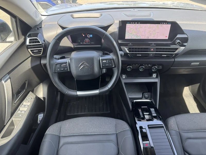 Photo de la voiture CITROEN C4 X BlueHDi 130 S&S EAT8 Max