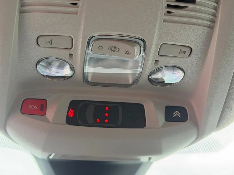 Photo de la voiture CITROEN C5 AIRCROSS Hybride 145 e-DCS6 Max