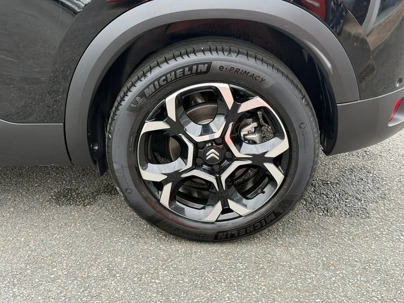 Photo de la voiture CITROEN C5 AIRCROSS Hybride 145 e-DCS6 Max