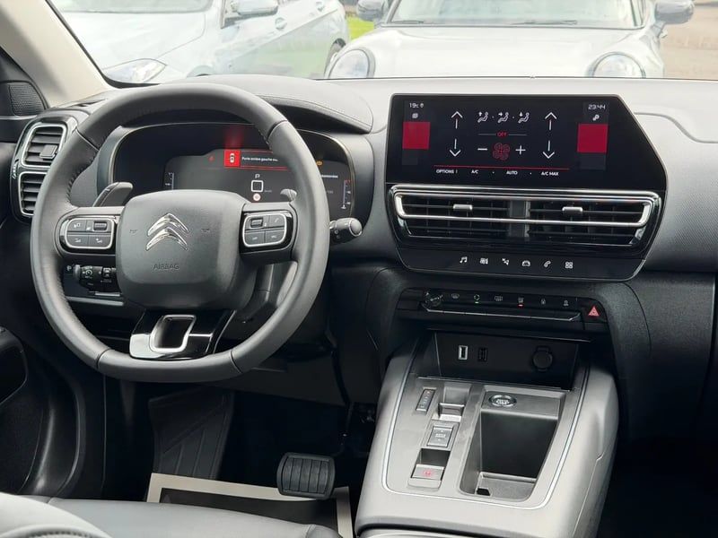 Photo de la voiture CITROEN C5 AIRCROSS Hybride 145 e-DCS6 Max