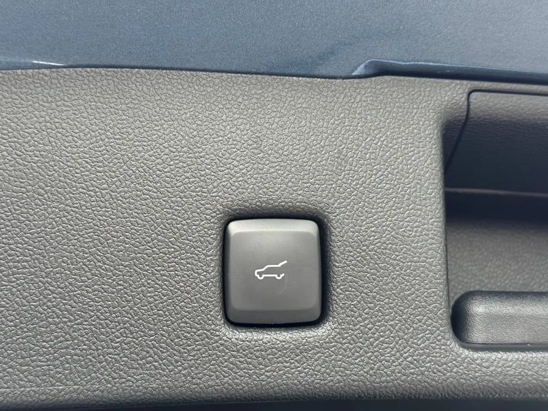 Photo de la voiture FORD KUGA 2.0 EcoBlue 120 BVA8 ST-Line - 5P