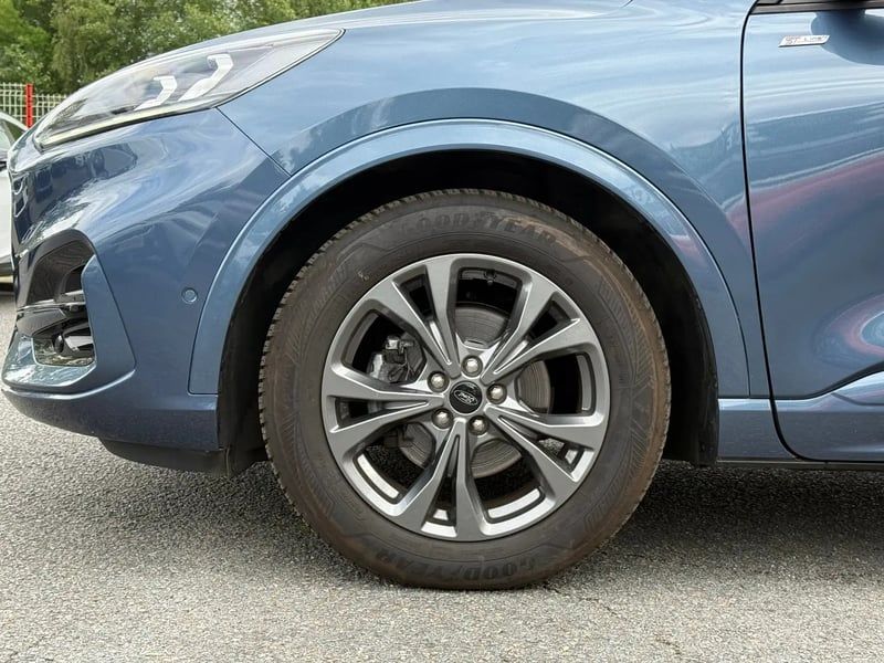 Photo de la voiture FORD KUGA 2.0 EcoBlue 120 BVA8 ST-Line - 5P