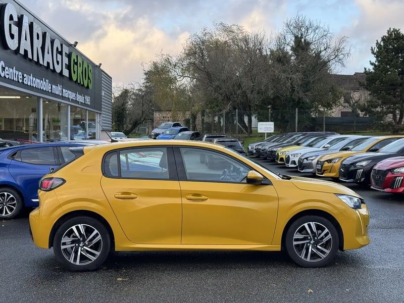 Photo de la voiture PEUGEOT 208 PureTech 100 S&S EAT8 Allure