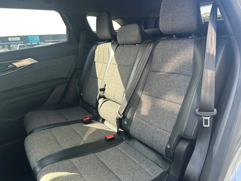 Photo de la voiture RENAULT ESPACE VI E-Tech full hybrid 200 GSR2 Techno