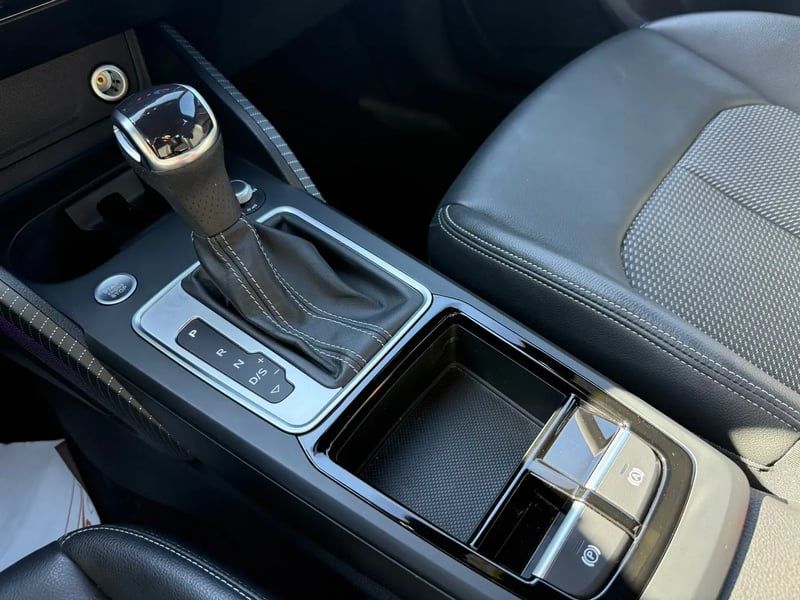 Photo de la voiture AUDI Q2 35 TDI 150 S tronic 7 S-Line