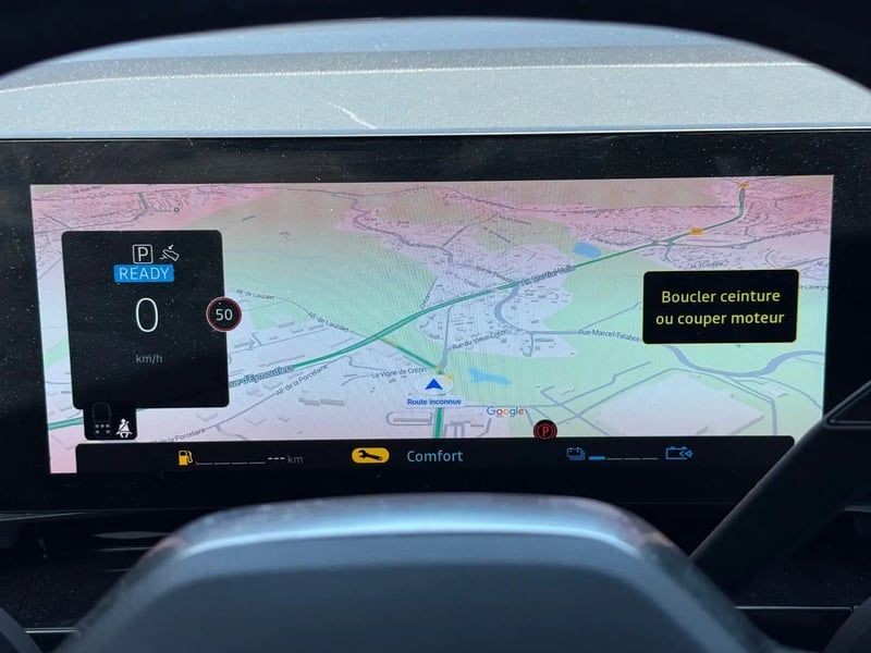 Photo de la voiture RENAULT ESPACE VI E-Tech hybrid 200 Techno