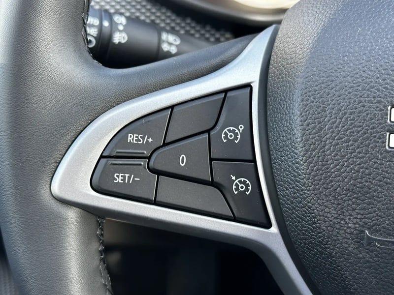 Photo de la voiture DACIA SANDERO ECO-G 100 Stepway Expression