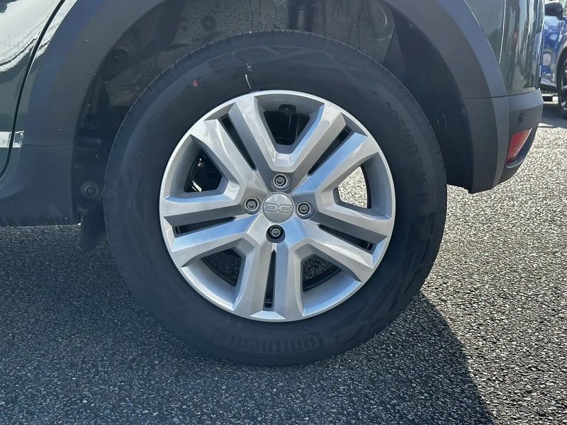 Photo de la voiture DACIA SANDERO ECO-G 100 Stepway Expression