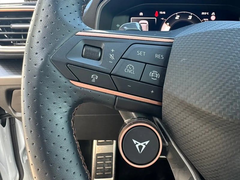 Photo de la voiture CUPRA FORMENTOR 2.0 TDI 150 ch DSG7 V