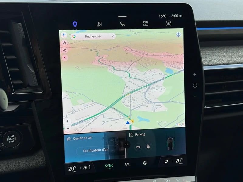 Photo de la voiture RENAULT ESPACE VI E-Tech hybrid 200 Techno