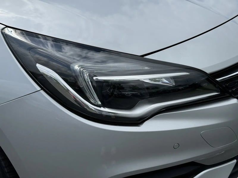 Photo de la voiture OPEL ASTRA SPORTS TOURER 1.2 Turbo 145 ch BVM6 Ultimate
