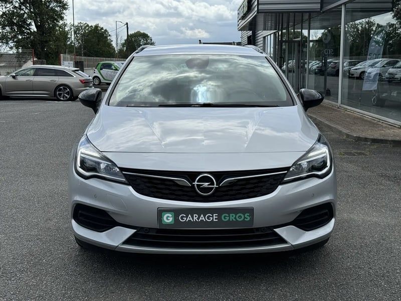 Photo de la voiture OPEL ASTRA SPORTS TOURER 1.2 Turbo 145 ch BVM6 Ultimate