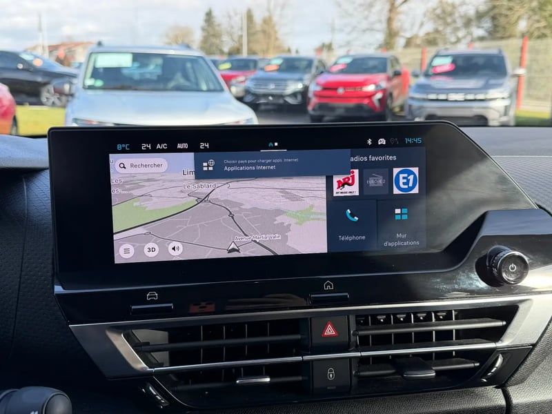 Photo de la voiture CITROEN C4 PureTech 130 BVM6 Max