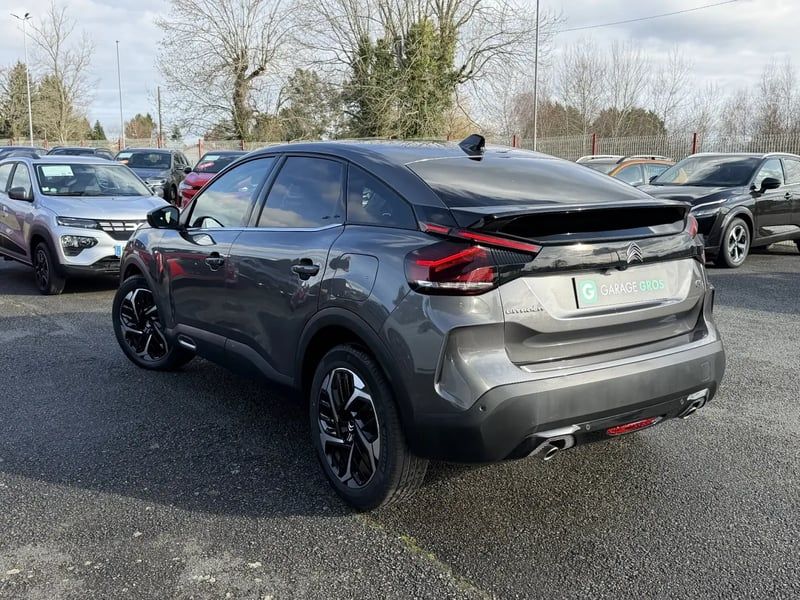 Photo de la voiture CITROEN C4 PureTech 130 BVM6 Max