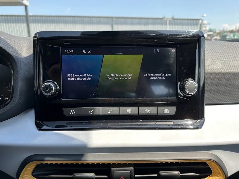 Photo de la voiture SEAT IBIZA 1.0 MPI 80 ch S/S BVM5 Style- 5P