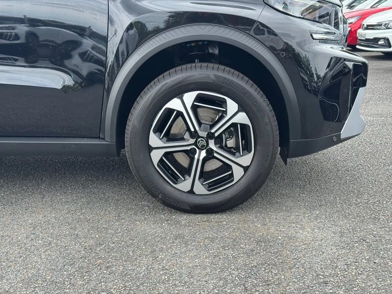 Photo de la voiture CITROEN C3 AIRCROSS Hybride 145 ch Aut Max