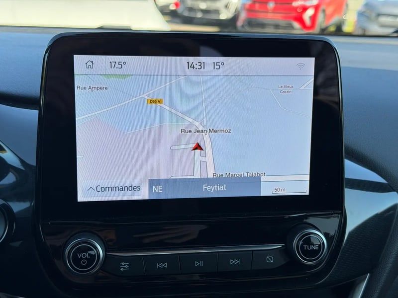 Photo de la voiture FORD PUMA 1.0 EcoBoost 155 ch mHEV S&S Powershift ST-Line