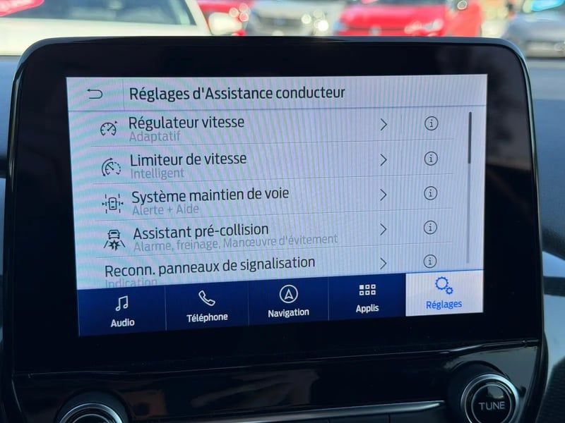 Photo de la voiture FORD PUMA 1.0 EcoBoost 155 ch mHEV S&S Powershift ST-Line