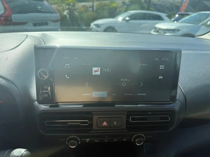 Photo de la voiture CITROEN E-BERLINGO Taille M 136 ch 54 kWh Plus