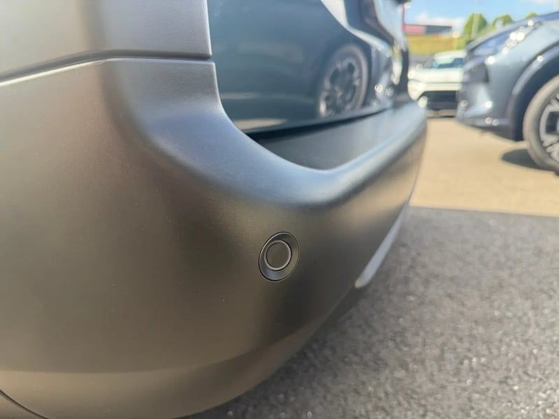 Photo de la voiture CITROEN E-BERLINGO Taille M 136 ch 54 kWh Plus