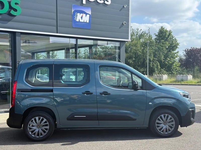 Photo de la voiture CITROEN E-BERLINGO Taille M 136 ch 54 kWh Plus