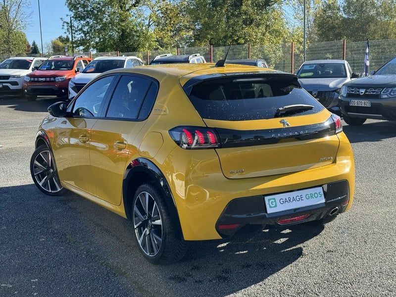 Photo de la voiture PEUGEOT 208 BlueHDi 100 S&S BVM6 GT Line