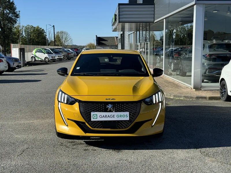 Photo de la voiture PEUGEOT 208 BlueHDi 100 S&S BVM6 GT Line