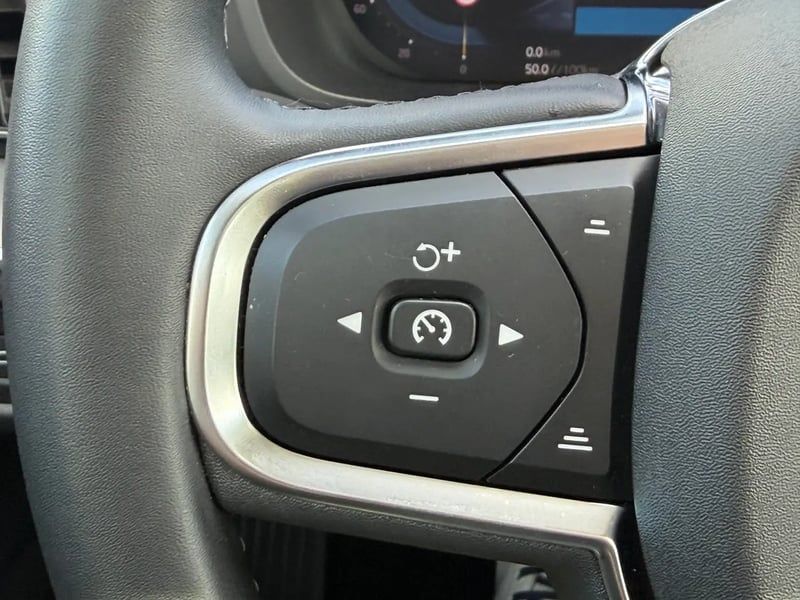 Photo de la voiture VOLVO XC60 T6 AWD Hybride rechargeable 253 ch+145 ch Geartronic 8 Start