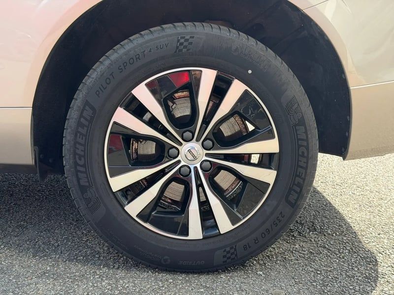 Photo de la voiture VOLVO XC60 T6 AWD Hybride rechargeable 253 ch+145 ch Geartronic 8 Start