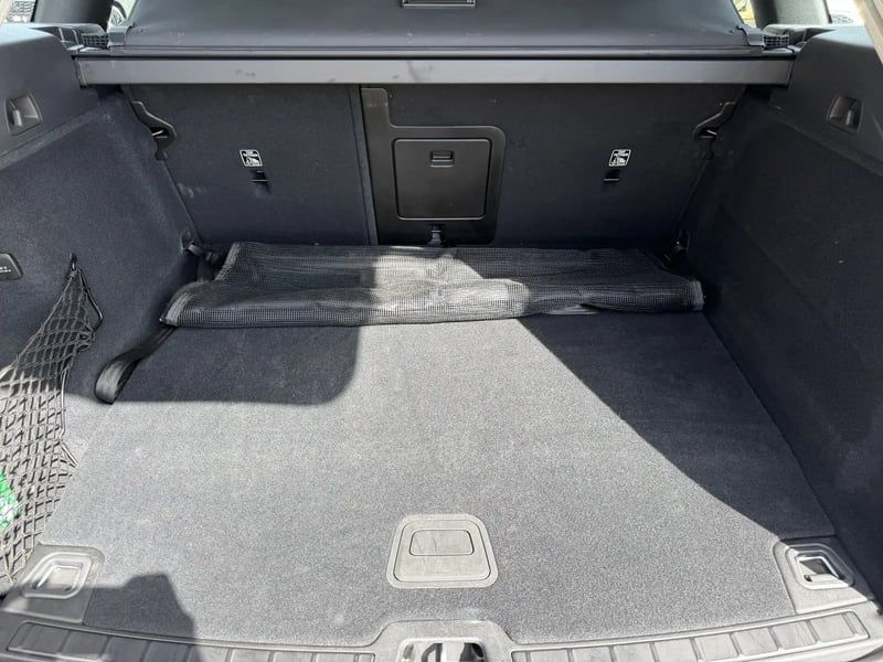 Photo de la voiture VOLVO XC60 T6 AWD Hybride rechargeable 253 ch+145 ch Geartronic 8 Start