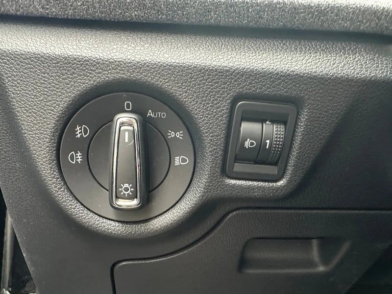 Photo de la voiture SKODA SCALA 1.0 TSI Evo 2 116 ch BVM6 Selection