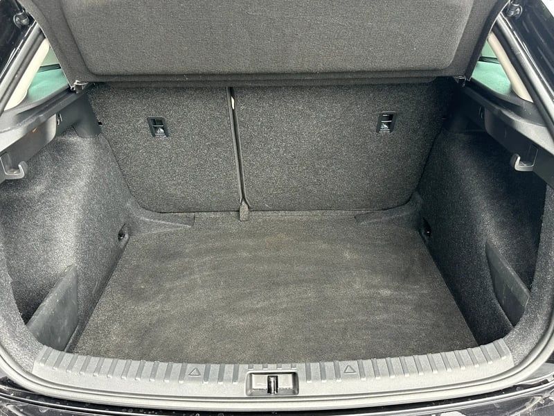 Photo de la voiture SKODA SCALA 1.0 TSI Evo 2 116 ch BVM6 Selection