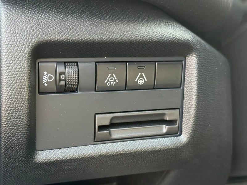 Photo de la voiture CITROEN C5 AIRCROSS Hybride 145 e-DCS6 Max