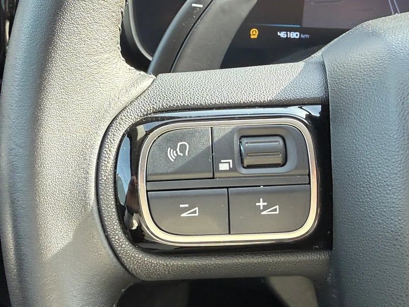 Photo de la voiture CITROEN C5 AIRCROSS Hybride 145 e-DCS6 Max