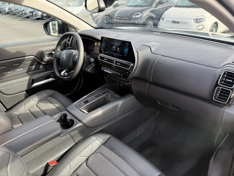 Photo de la voiture CITROEN C5 AIRCROSS Hybride 145 e-DCS6 Max