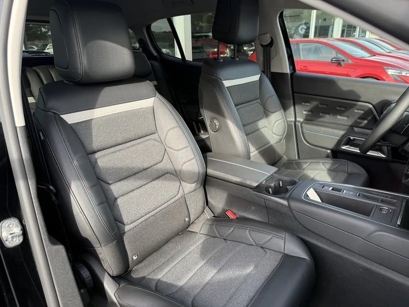 Photo de la voiture CITROEN C5 AIRCROSS Hybride 145 e-DCS6 Max