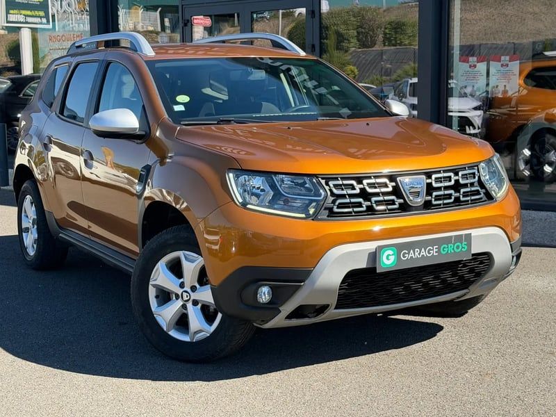 Photo de la voiture DACIA DUSTER Blue dCi 115 4x4 Confort