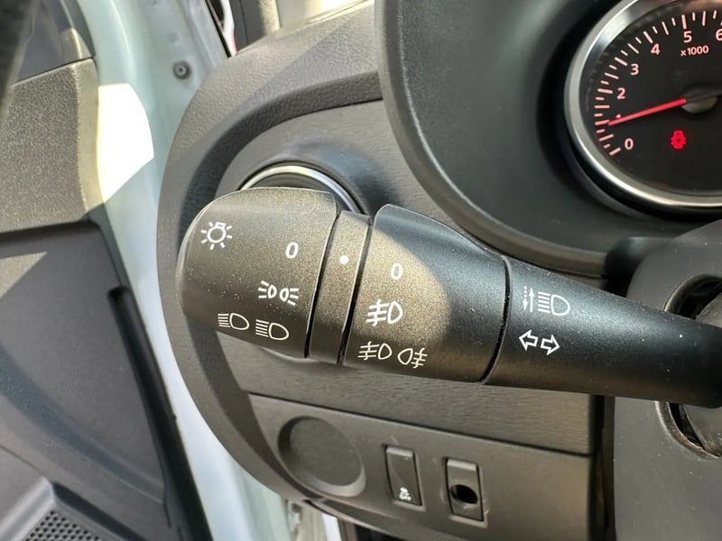 Photo de la voiture DACIA LODGY Blue dCi 95 5 places Essentiel