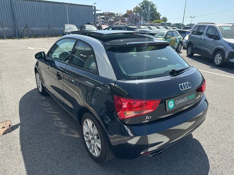 Photo de la voiture AUDI A1 1.4 TFSI 122 Ambition S tronic
