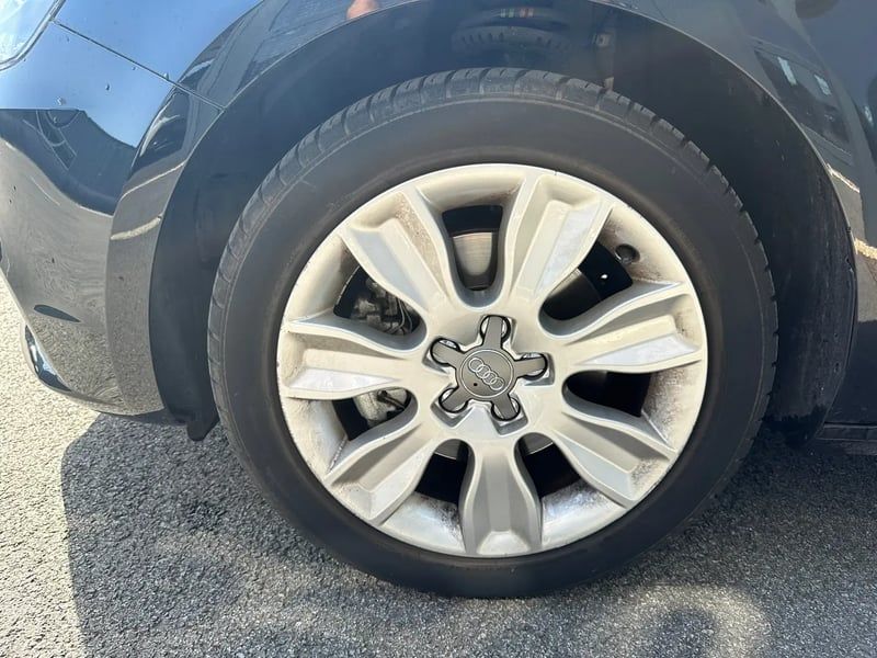 Photo de la voiture AUDI A1 1.4 TFSI 122 Ambition S tronic
