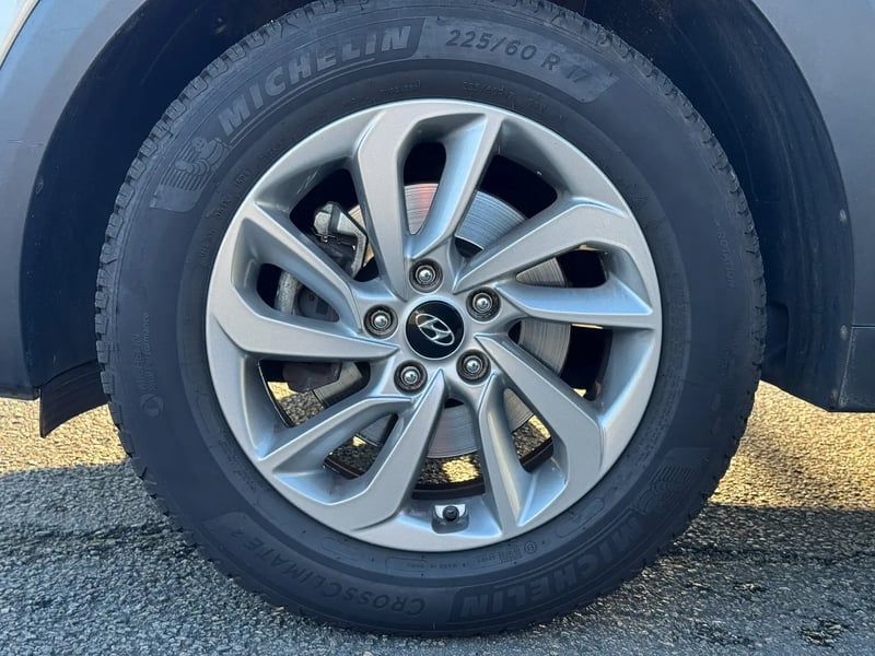 Photo de la voiture HYUNDAI TUCSON 1.6 GDi 132 2WD Creative