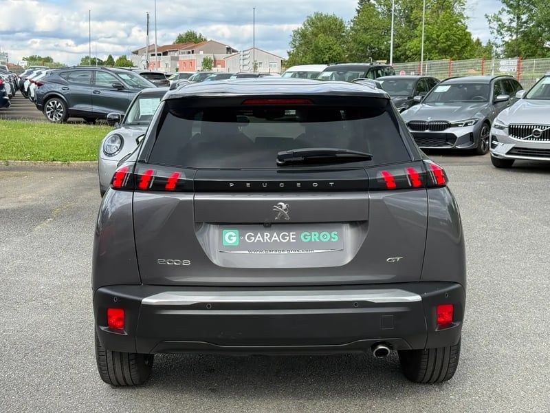 Photo de la voiture PEUGEOT 2008 BlueHDi 130 S&S EAT8 GT Pack