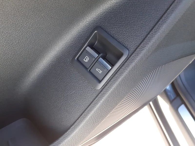 Photo de la voiture AUDI Q3 SPORTBACK 45 TFSIe  245 ch S tronic 6 S line