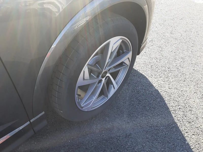 Photo de la voiture AUDI Q3 SPORTBACK 45 TFSIe  245 ch S tronic 6 S line