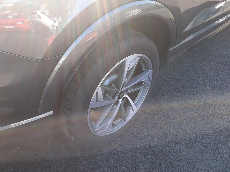 Photo de la voiture AUDI Q3 SPORTBACK 45 TFSIe  245 ch S tronic 6 S line