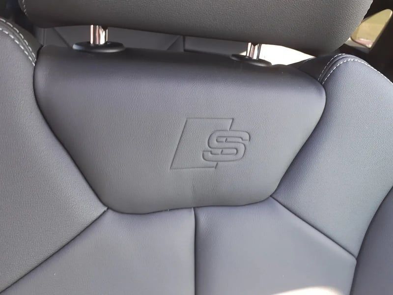 Photo de la voiture AUDI Q3 SPORTBACK 45 TFSIe  245 ch S tronic 6 S line